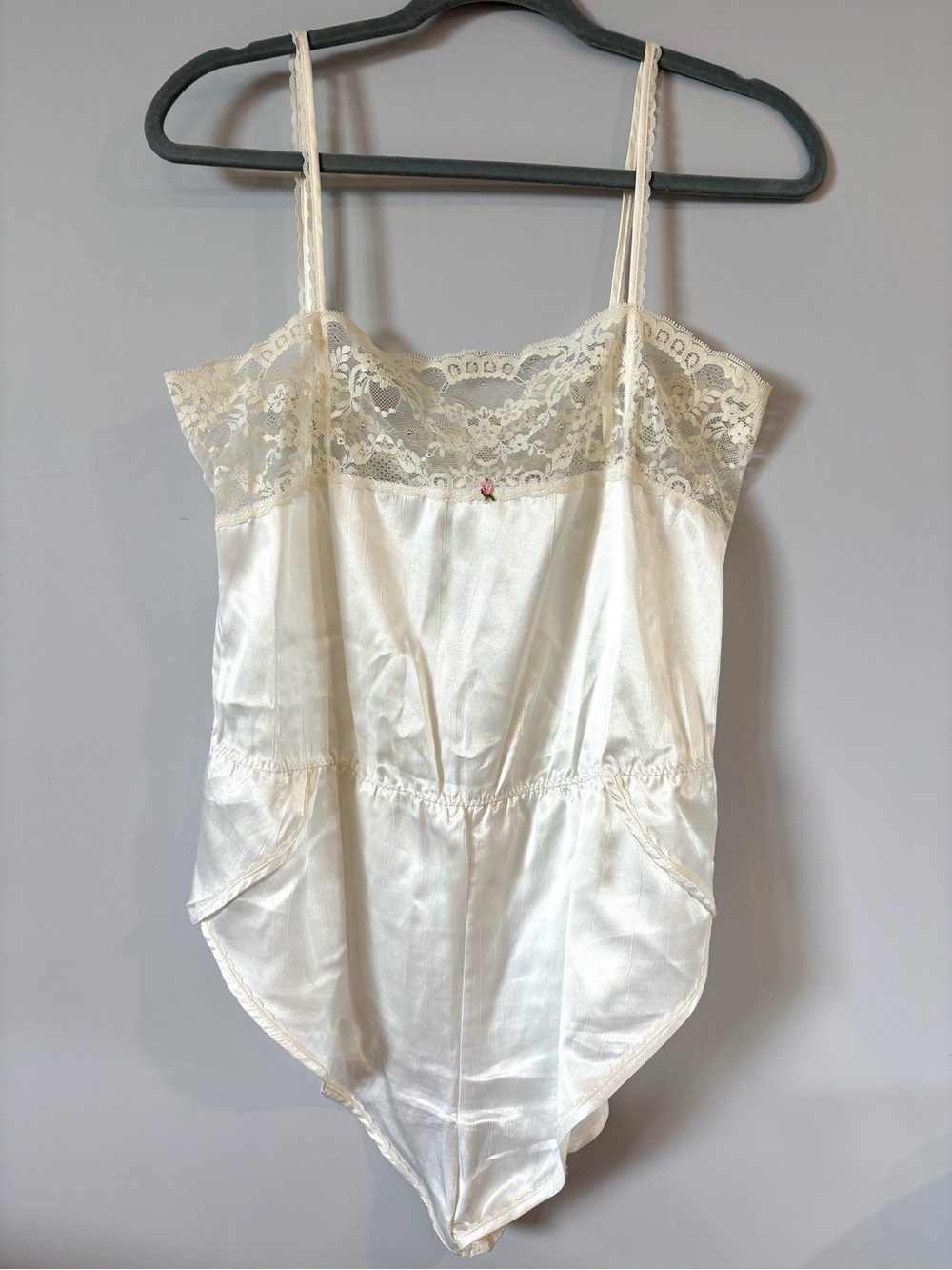 Genuine Vintage Silk Feel Lace Trim Cami Bodysuit Lingerie / Babydoll Sleepwear